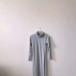 💜7 for $15 💜Long sleeve gray dress